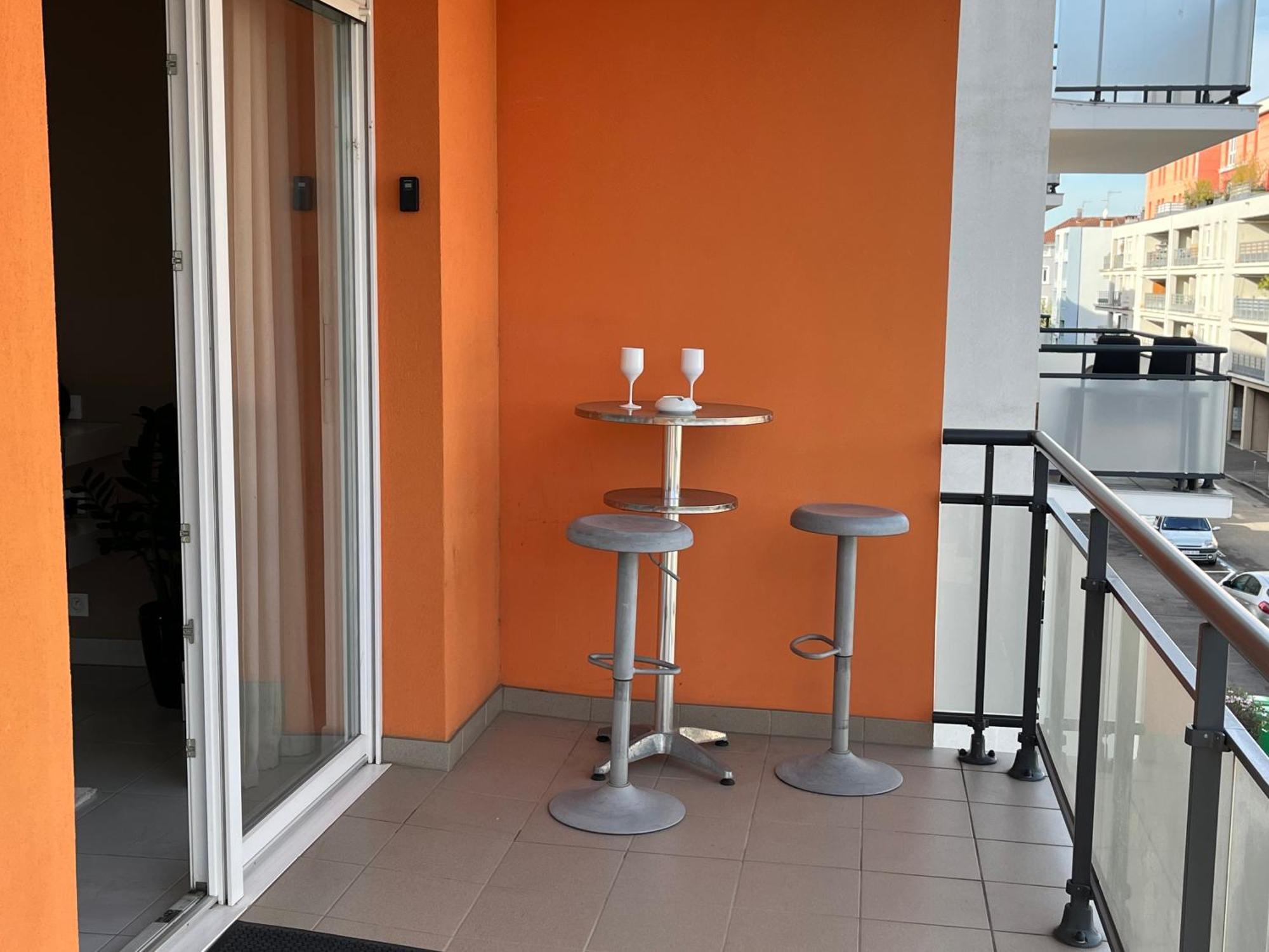 A Few Steps From Basel With Balcony And Free Private Parking Apartment Сен-Луи Екстериор снимка
