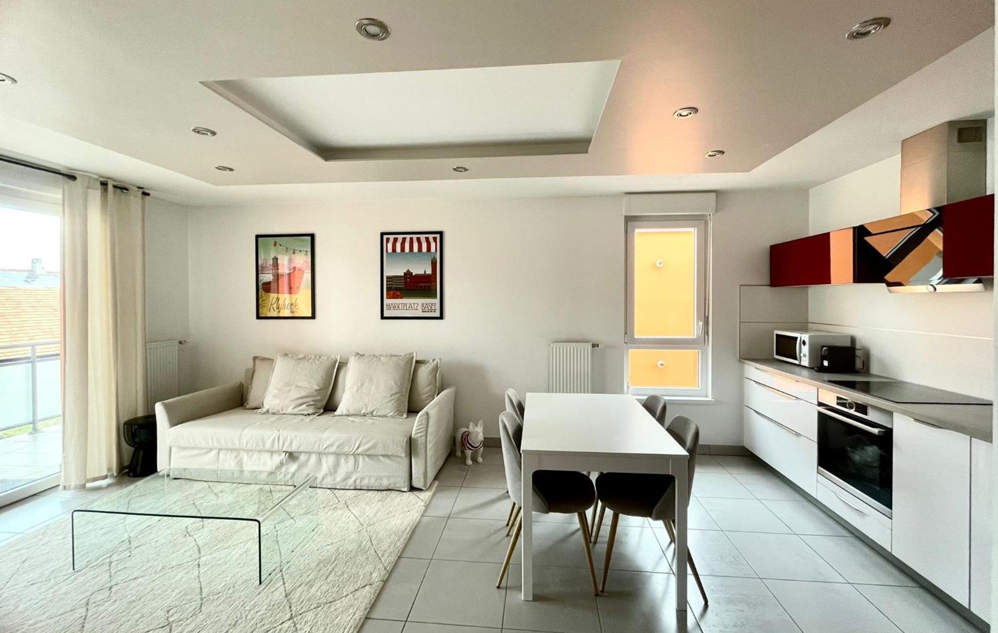 A Few Steps From Basel With Balcony And Free Private Parking Apartment Сен-Луи Екстериор снимка
